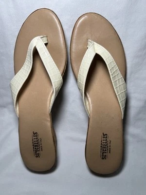 SEYCHELLES Wedge Sandals Womens Sz 8.5 Ivory Slip-On Thong Casual, Made In Italy - Image 1 of 4