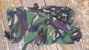 British Army Extreme Cold Weather Outer Mittens MEDIUM DPM Camouflage - Grade 1 - Picture 1 of 8