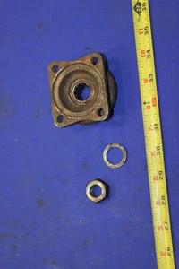 Triumph Spitfire 62-74 Rear Transmission Flange Assembly - Bild 1 von 3