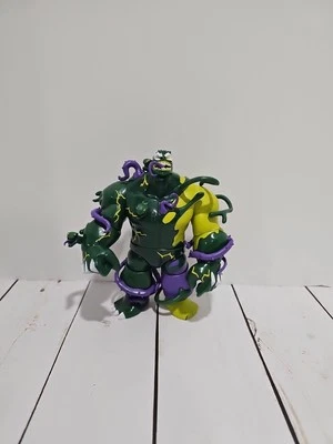 Figura de acción Disney Marvel Toybox Venomized Hulk 6" serie Disney Store Foto 1 de 4