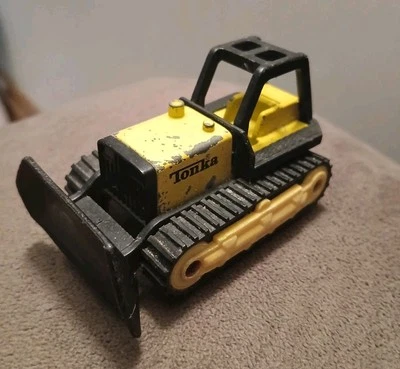 "Tractor Bulldozer TONKA cargador frontal plástico fundido a presión amarillo 3,25""" Foto 1 de 4