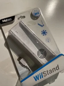 NEU NEW Standfuß belüftet beleuchtet Nintendo WII Kühlstation - Bild 1 von 2