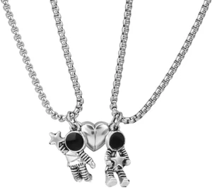 2 Pcs Stainless Steel Couples Necklaces Astronomy Spaceman Matching Couple Neckl - Picture 1 of 12