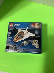 LEGO City Space Port: Satellite Service Mission (60224) - Picture 1 of 3