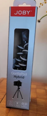 JOBY GORILLAPOD HYBRID WITH BUILT IN BALL HEAD AND BUBBLE BOXED NEVER USED - Image 1 of 4