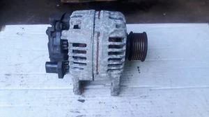 VW NEW BEETLE 2.0 ALTERNATOR 06A903026B - Picture 1 of 4
