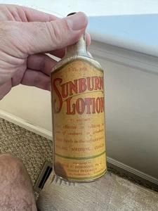 Botella de loción Sunburn etiqueta de papel vintage - Louis Groningen Ph. G Temple Pharm - Imagen 1 de 6