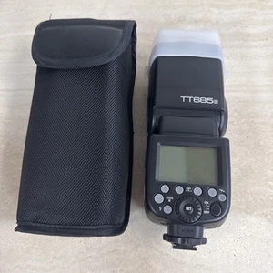 Godox Tt685s Sony TTL Camera Flash with case nice - Picture 1 of 3