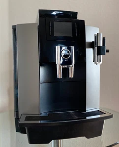 Jura WE8 Dark Inox Kaffeevollautomat, professionell überarbeitet 💫25 Mon Gewähr - Bild 1 von 1