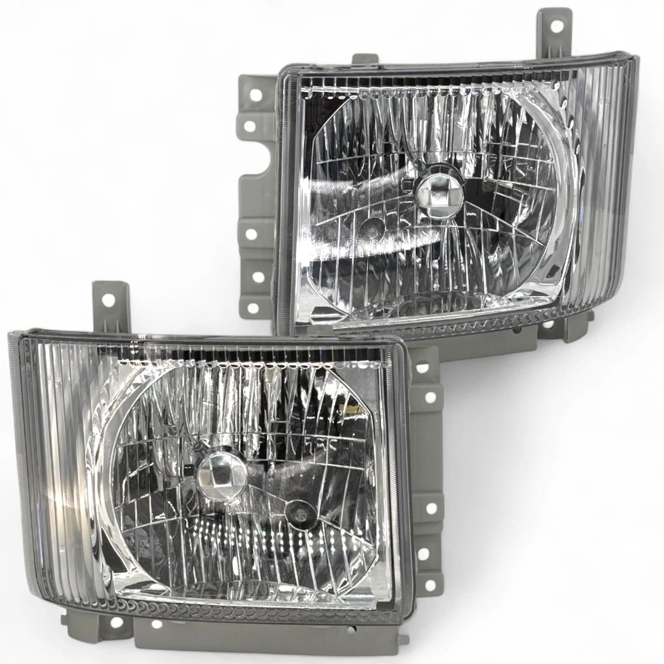 NPR NQR Isuzu Headlights 2007-2011 OE# 8975851712 & 8975851702 Pair LH RH Foto 1 de 3
