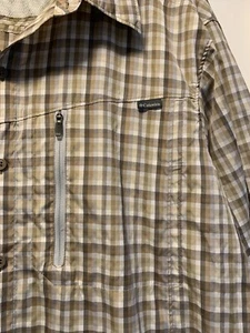 Columbia Sportswear kariertes Freizeithemd, beige mit Reißverschlusstasche - Größe XXL *EUC* - Bild 1 von 7