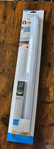 22" Enbrighten LED Plug-in Basic Under Cabinet Light Fixture 432 Lumens NEW - Picture 1 of 2