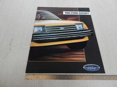 BROCHURE DEPLIANT ORIGINALE 1983 FORD ESCORT USA LINGUA INGLESE - Immagine 1 di 4