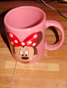 Disney Mug byJERRY LEIGH,neer used original box not included.estate sale item - Picture 1 of 3