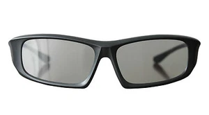 2 Pairs High Quality Adults Passive 3D Glasses For use with Home Tvs and Cinemas - Picture 1 of 7