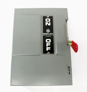 General Electric Enclosed Switch P-0118 | 60A 240V - Picture 1 of 9