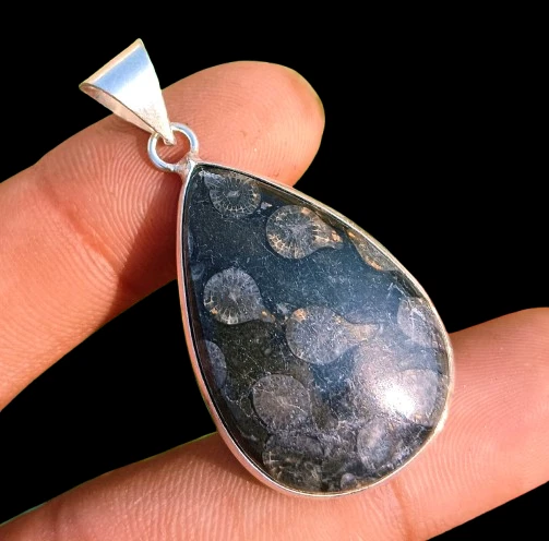 Worry Marcasite Gemstone Handmade 925 Sterling Silver Jewelry Pendant 1.19"Gift - Image 1 of 1