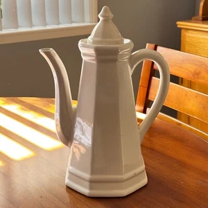 Vintage PFALTZGRAFF HERITAGE ~ White Coffee Pot w/Lid ~ 13.5" Castle ~ Stoneware - Picture 1 of 5