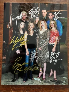 Buffy the Vampire killer tv series cast signed photo with COA - Picture 1 of 4