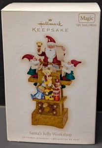 2009 Hallmark Magic Keepsake Ornament Santas Jolly Workshop Neu - Bild 1 von 3