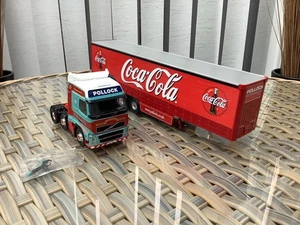 Corgi model truck 1:50 scale  - GENUINE CORGI VOLVO & CODE 3 POLLOCK COCA COLA - Picture 1 of 7