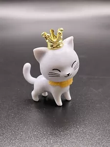 NEW! 2021 Barbie Extra Deluxe Doll Gray Cat w/ Crown & Removeable "Meow" Collar - Picture 1 of 3