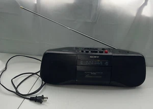 Vintage Sony CFS-B15 AM/FM Radio Cassette Recorder Portable Stereo Tested Works - Picture 1 of 7