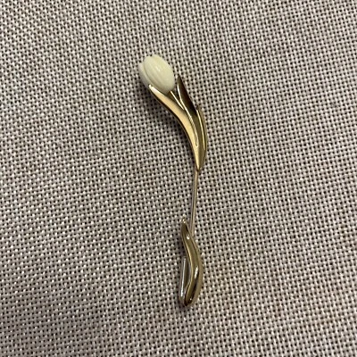 Prendedor de solapa Avon flor de tulipán tallo largo floral revestido de oro blanco lucite Foto 1 de 4