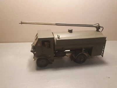 Bedford QL refueling 1/24 1/32 ? (23cm) - Photo 1/4