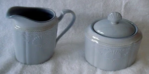 Mikasa South Hampton Blue Sugar Bowl & Creamer Set - Picture 1 of 3