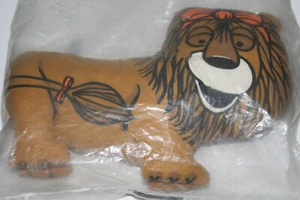 Stuffed Wizard of OZ ~ Cowardly Lion ~ M/D Toilet Tissue Premium 1971 - Picture 1 of 3