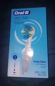 Oral-B Pro 300 Vitality Rechargeable Electric Toothbrush with Brush New Sealed - Picture 1 of 7