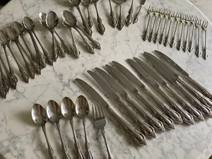 Distinction DeLuxe Stainless Oneida HH flatware Raphael cocktail forks serving - Picture 1 of 22