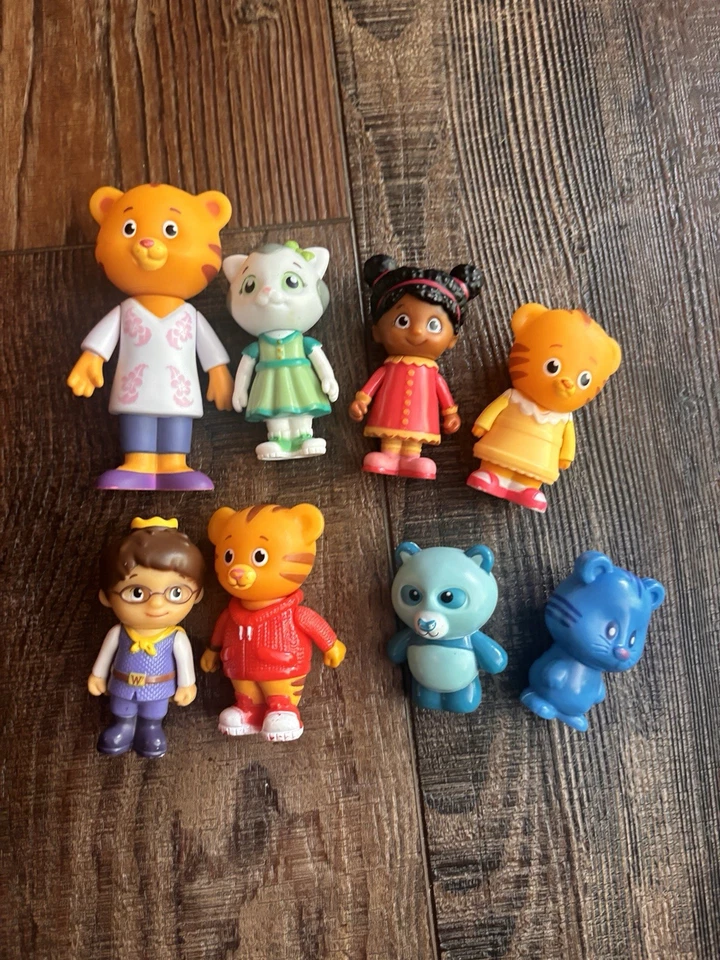 Daniel Tiger's Neighborhood PBS Figuras Juguetes Lote de 8 - Papá Mamá Daniel Margaret Foto 1 de 1