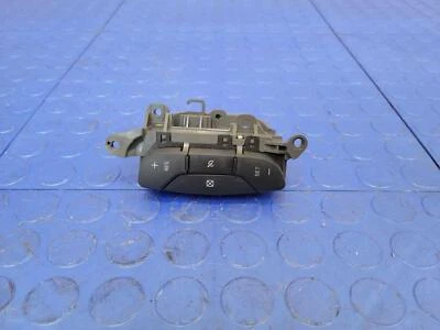 07-14 Interruptor de control de crucero del volante Cadillac Escalade negro OEM 15824109 Foto 1 de 4