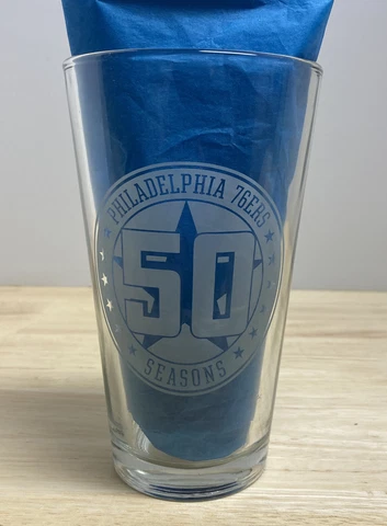 PHILADELPHIA SIXERS 76ERS Celebrating “50 Seasons” Beer Pint Glass Etched Cover