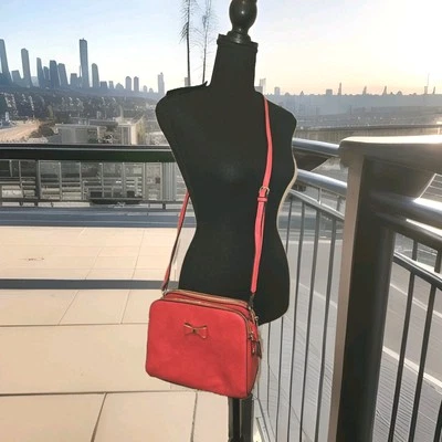 NWT! DIOPHY Red Crossbody Faux Leather Handbag With Bow 9x7.5x3 - Image 1 of 4