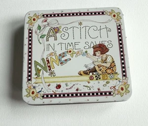 NEW NOS Mary Engelbreit Sewing Kit Tin A STITCH IN TIME SAVES NINE ME Ink 2000 - Picture 1 of 5