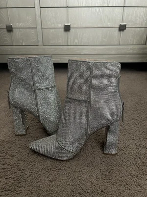 Steve Madden Women's Tarra Block Heel Ankle Boots Rhinestones 7M - Image 1 of 4