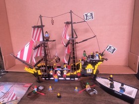 Lego  Black Seas Barracuda - Complete Set Vintage + BONUS Extra Lego Items!!!!!