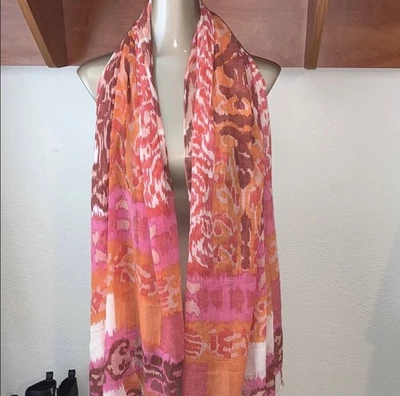 Bufanda Grace & Lace vibrante con estampado rosa y naranja 🧣 Foto 1 de 4