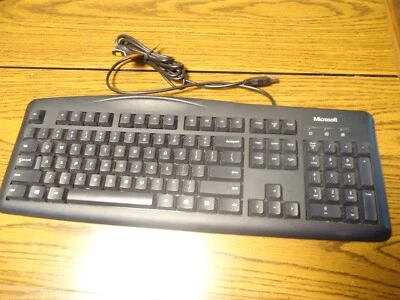 MICROSOFT 200 wired keyboard. new-no box - Image 1 of 4