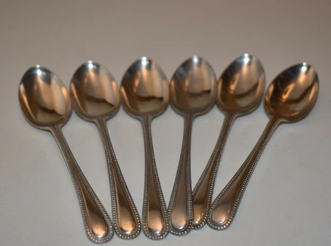 Six Sterling Silver George V Spoons Hallmarked Sheffield 1913 Cover