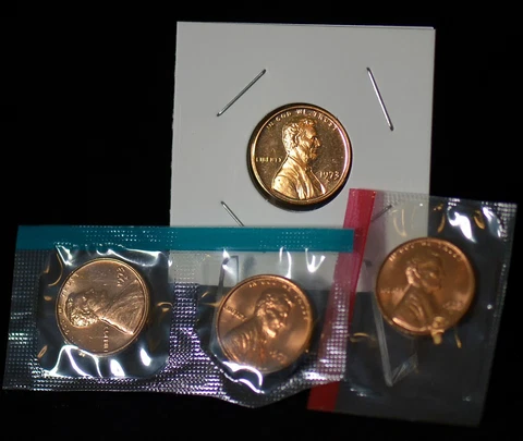 1973 P D S S Lincoln Cents US Mint GEM S Proof PDS BU Uncirculated Coin Set Lot Cover