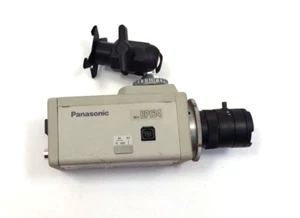 Cámara de seguridad Panasonic WV-BP134 CCT con lente informática 3,5-8 mm - Imagen 1 de 7