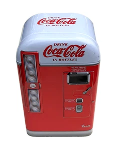 Coca Cola Metal Lata 6 5/8" H Decoración Nevera Caja Bisagras Estilo Máquina Coca-Cola De Colección - Imagen 1 de 17