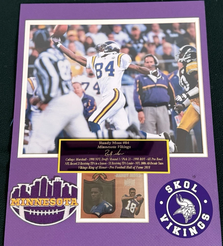 FOTO DE MUSGO RANDY DE LOS VIKINGS DE LA NFL, PLACA DE IDENTIFICACIÓN, ENMARAÑADA con TARJETA Y PARCHE🏈 Foto 1 de 4