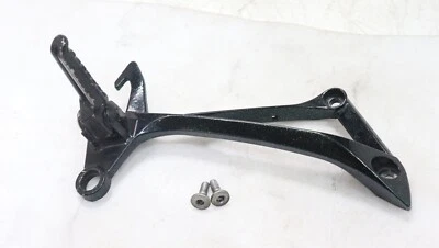 08-16 KAWASAKI NINJA ZX10R CLAVIJA TRASERA DERECHA PASAJERO CLAVIJA Foto 1 de 4