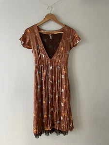 Free People 100% Silk Floral Dress Bronze UK 8 Hippie Boho Knee Length - Picture 1 of 13