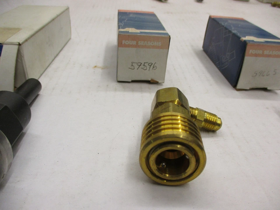 Four Seasons A/C Hose Adapter 59596 - Image 1 of 1